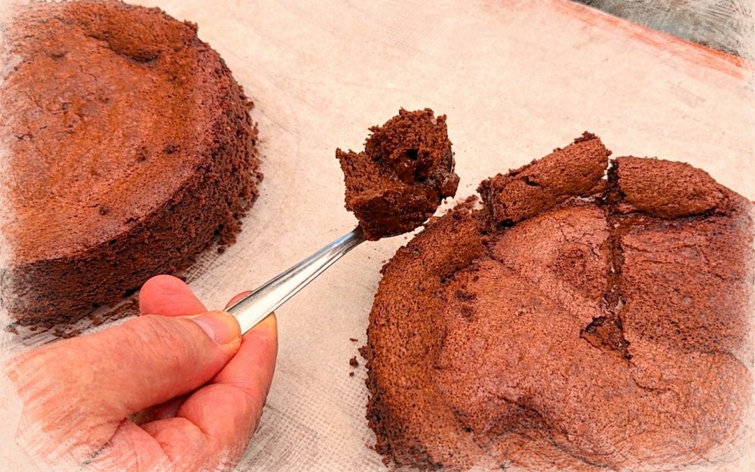 J&rsquo;ai préparé un gâteau au chocolat avec Jade Genin pour l&rsquo;émission « Qu&rsquo;est-ce que tu food » sur 20 Minutes TV